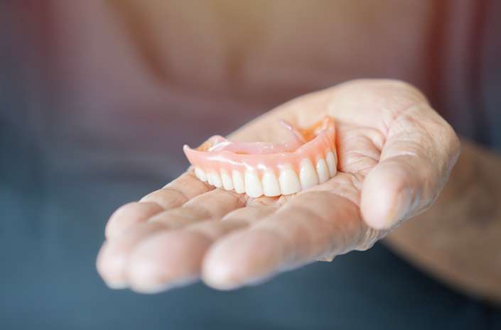 Complete & Partial Dentures